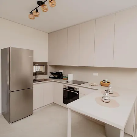 Myron Escape Luxury Apartmán *